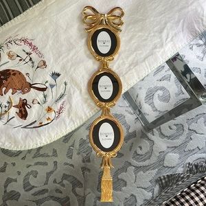 Vintage Bombay Hanging Bow & Tassel Frame